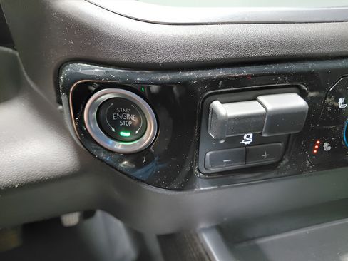 Certified 2024 Chevrolet Silverado 1500 RST w/ Convenience Package II AWD/4WD image 35
