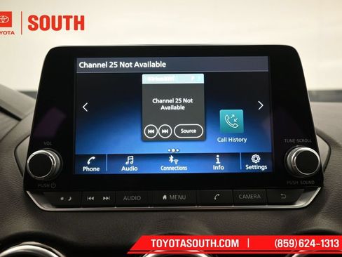 Used 2024 Nissan Sentra SV FWD image 13