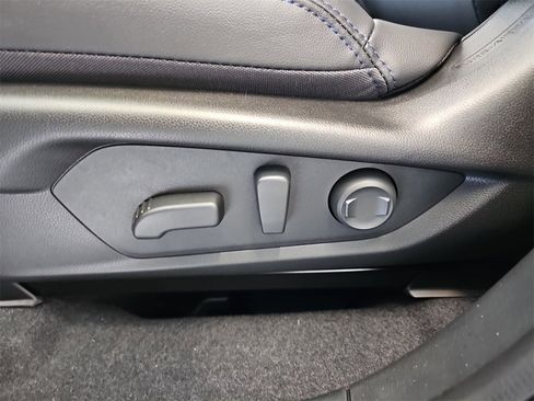 New 2025 Subaru Forester Limited image 29