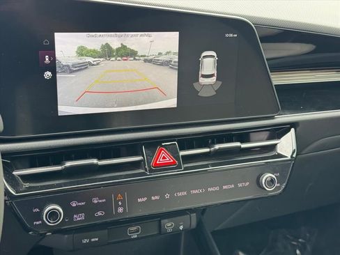 Used 2023 Kia Niro EX FWD image 24