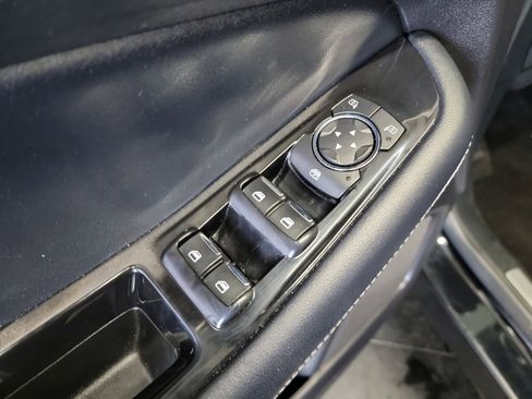 Used 2018 Ford Edge Sport w/ Technology Package AWD/4WD image 14