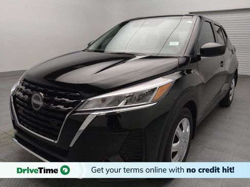 Used 2024 Nissan Kicks S FWD image 1