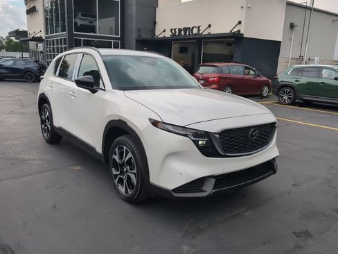 New 2026 MAZDA CX-5 Preferred AWD/4WD image 2
