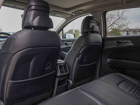 Certified 2023 Kia Sportage SX Prestige image 33