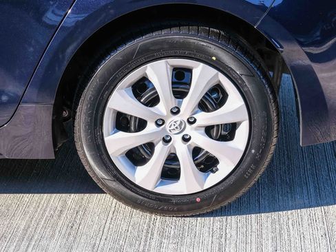 Certified 2024 Toyota Corolla LE FWD image 9