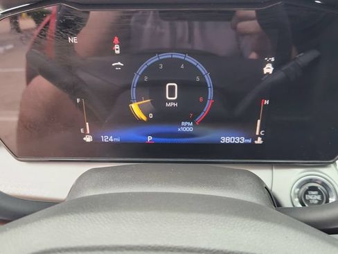 Used 2024 Chevrolet Trax LT w/ Driver Confidence Package FWD image 15