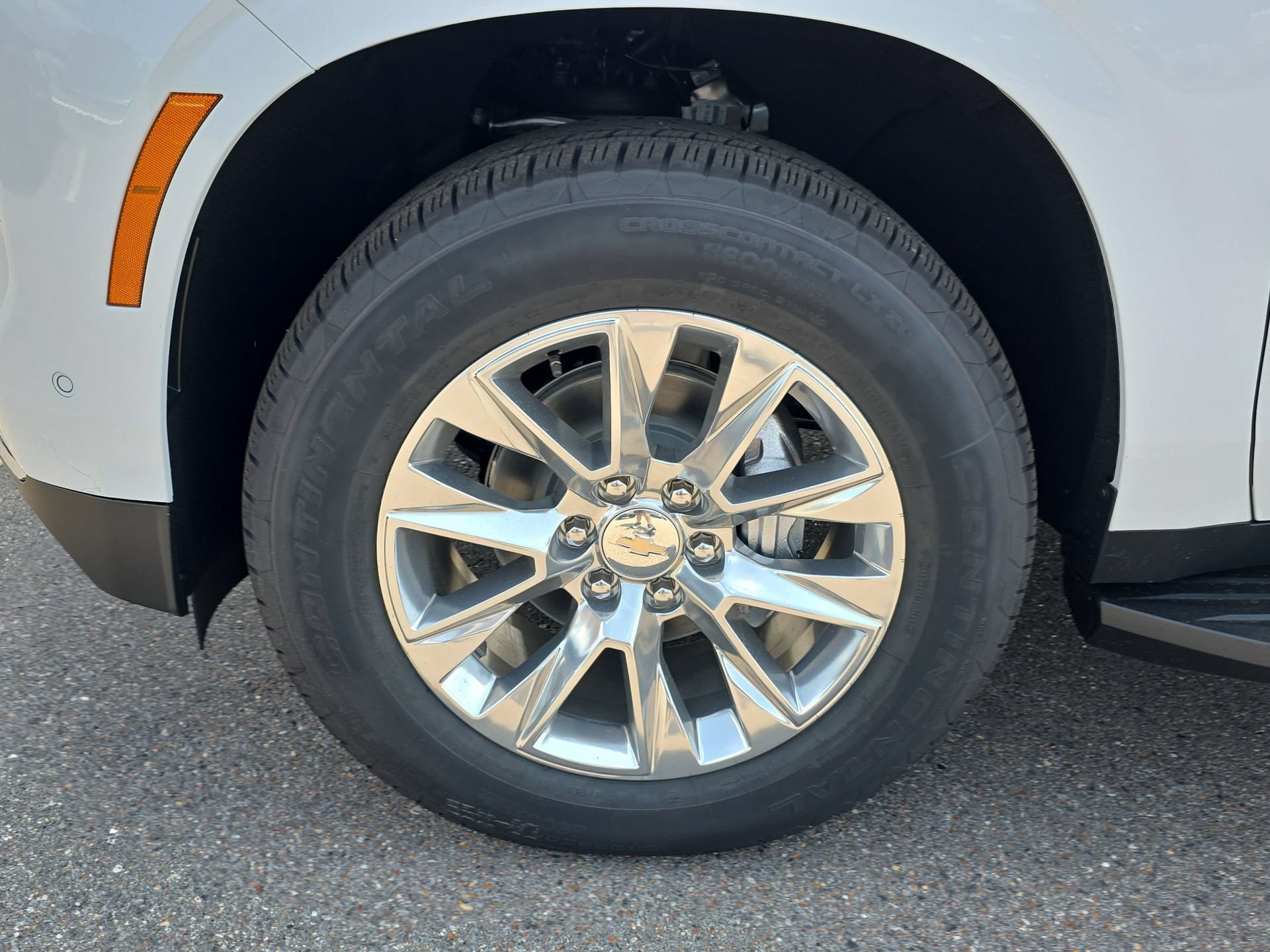 New 2026 Chevrolet Tahoe Premier w/ Sun And Tow Package AWD/4WD image 9