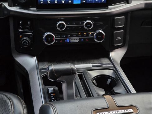 Used 2022 Ford F150 Platinum w/ Equipment Group 701A High AWD/4WD image 26