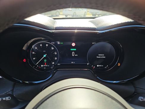 Used 2024 Alfa Romeo Tonale Veloce image 14