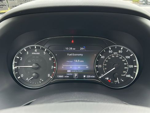 Certified 2024 INFINITI QX80 Premium Select w/ Cargo Package image 19