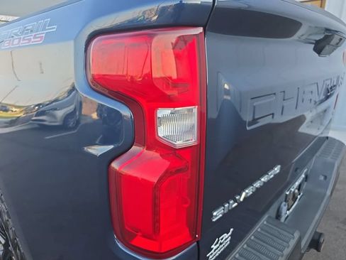 Used 2021 Chevrolet Silverado 1500 LT Trail Boss AWD/4WD image 30
