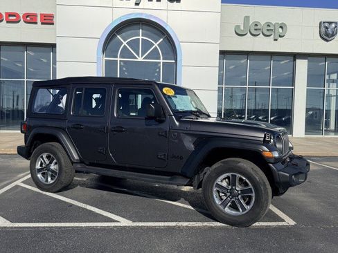 Used 2025 Jeep Wrangler Sport image 8