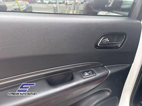 Used 2023 Dodge Durango R/T image 21