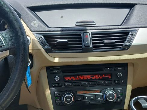Used 2014 BMW X1 sDrive28i RWD image 24