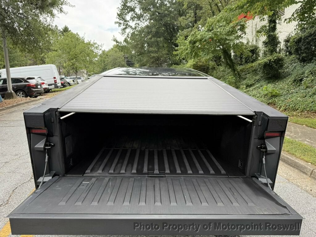 Used 2024 Tesla Cybertruck Cyberbeast AWD/4WD image 8