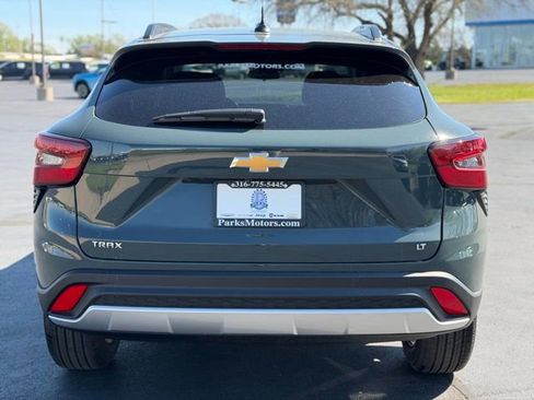 New 2026 Chevrolet Trax LT FWD image 6