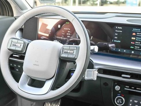 New 2026 Hyundai Ioniq 9 Calligraphy image 18