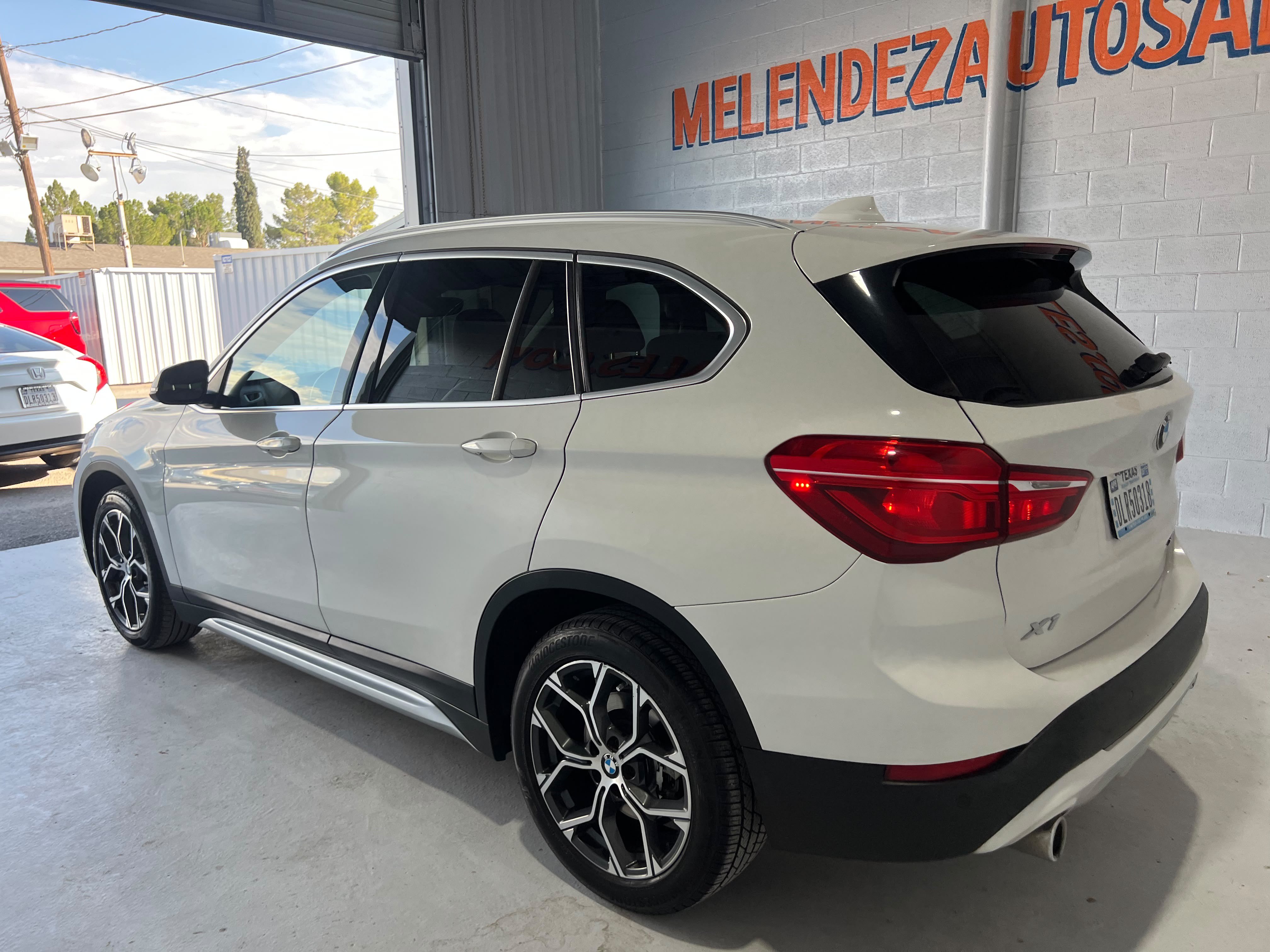 Used 2020 BMW X1 xDrive28i AWD/4WD image 3