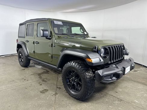 Used 2022 Jeep Wrangler Unlimited Sport image 3
