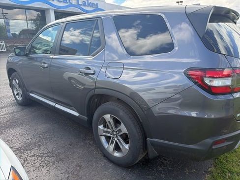 Used 2024 Honda Pilot EX-L image 5
