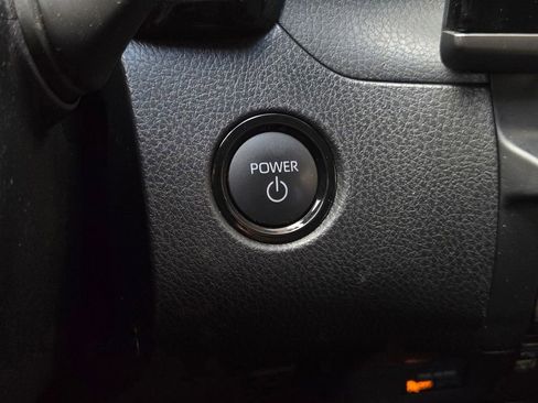 Used 2025 Toyota Camry LE image 21