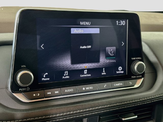 Used 2023 Nissan Rogue S FWD image 14