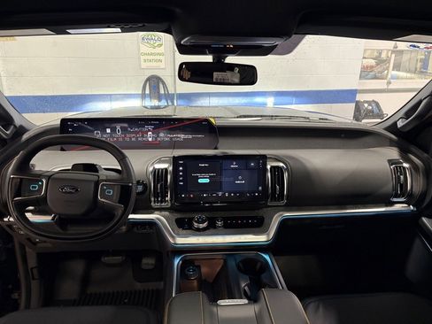 New 2025 Ford Expedition Tremor image 15