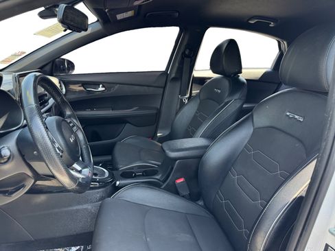 Used 2022 Kia Forte GT-Line FWD image 9