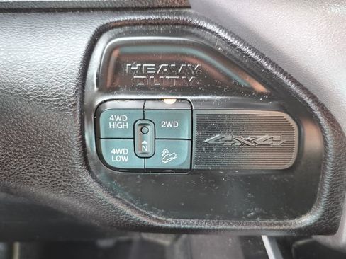Used 2024 RAM 2500 Big Horn w/ Off Road Package AWD/4WD image 30