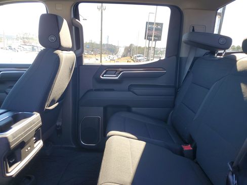 Used 2023 Chevrolet Silverado 1500 LT w/ Protection Package image 10