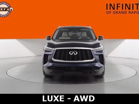 Used 2023 INFINITI QX60 Luxe image 2