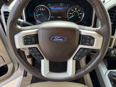 Used 2018 Ford F150 Lariat w/ Equipment Group 502A Luxury image 20