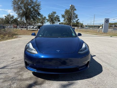 Used 2019 Tesla Model 3 image 3