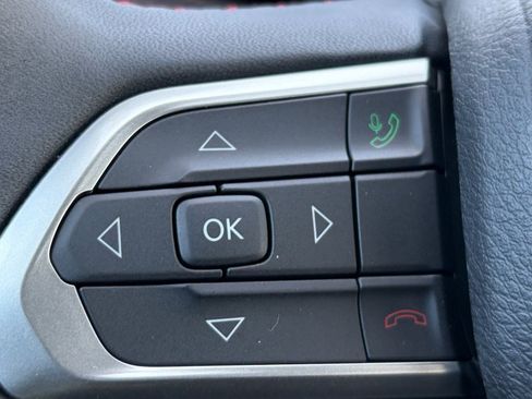 Used 2024 Jeep Compass Trailhawk image 27