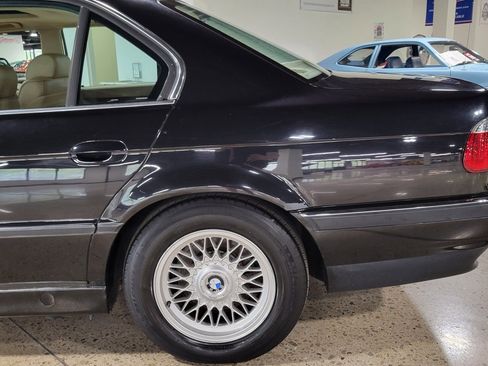 Used 1997 BMW 740i RWD image 28