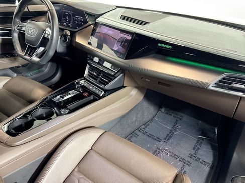 Used 2023 Audi RS e-tron GT w/ Carbon Performance Package image 27