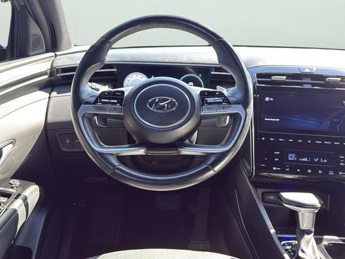 Used 2022 Hyundai Santa Cruz Limited image 13