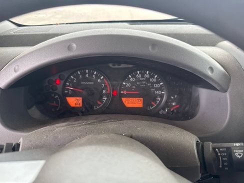 Used 2017 Nissan Frontier SV AWD/4WD image 6