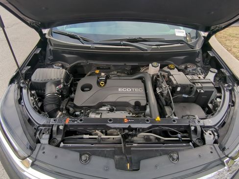 Used 2022 Chevrolet Equinox LT image 31