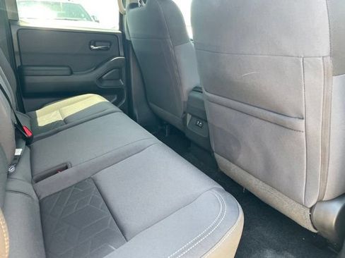 Used 2025 Nissan Frontier SV RWD image 10