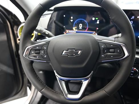 New 2026 Chevrolet Trax ACTIV w/ Driver Confidence Package FWD image 21