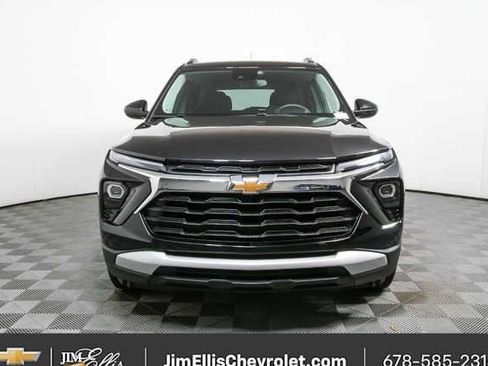 Certified 2025 Chevrolet TrailBlazer LT AWD/4WD image 30