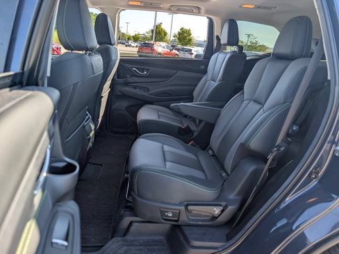 Used 2024 Subaru Ascent Onyx Edition AWD/4WD image 30