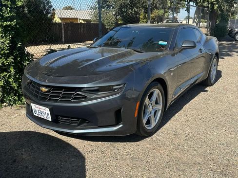 Used 2019 Chevrolet Camaro LT RWD image 1