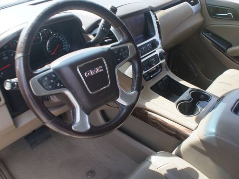 Used 2019 GMC Yukon XL SLT w/ Open Road Package RWD image 11