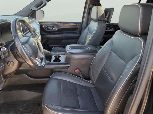Used 2021 Chevrolet Suburban Premier w/ Texas Edition image 14