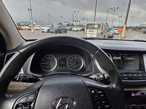 Used 2016 Hyundai Tucson Limited FWD image 24