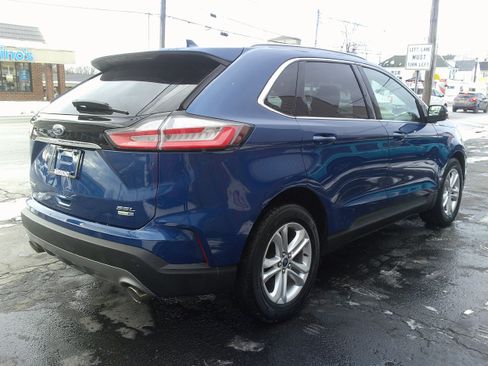 Used 2020 Ford Edge SEL w/ Cold Weather Package image 5