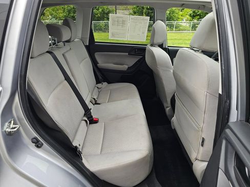 Used 2015 Subaru Forester 2.5i Premium w/ All-Weather Package AWD/4WD image 12