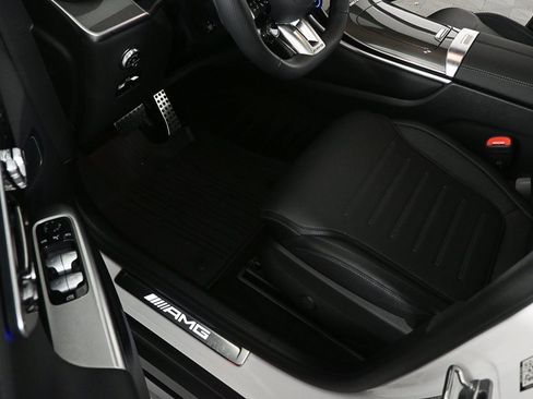 Used 2025 Mercedes-Benz GLC 43 AMG 4MATIC image 8